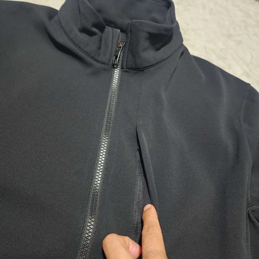 Lululemon Men's Sojourn Jacket  Size L  Black  Full Zip sporty casual